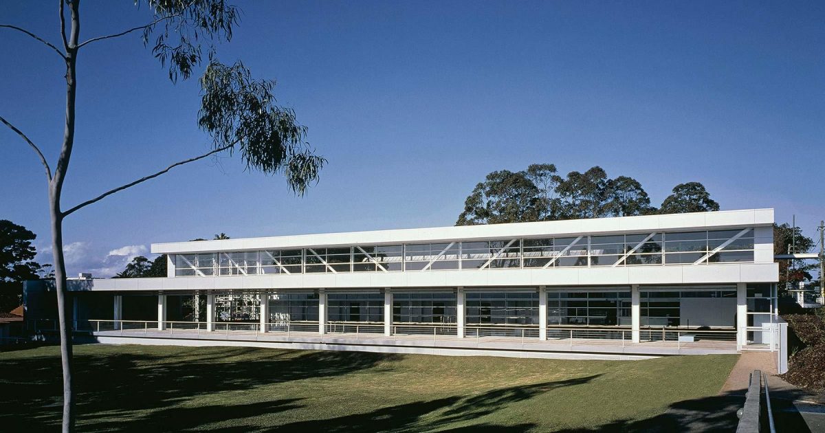 mlc-school-aquatic-centre-lippmann